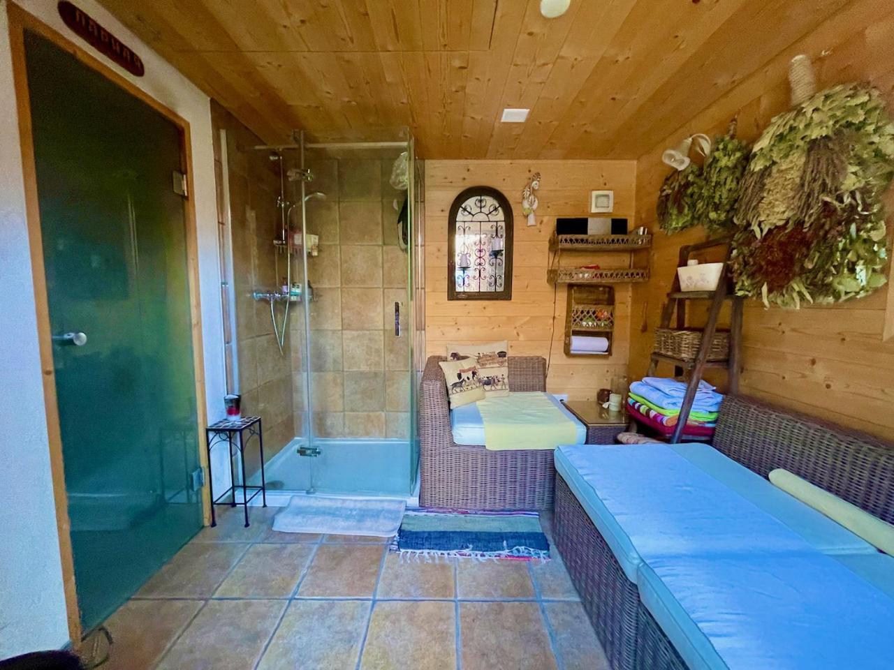 Doodle'S Amazing Chalet -Walensee - Flumserberg - Churfirsten - Heidiland - Pool - Sauna Mols Exteriér fotografie