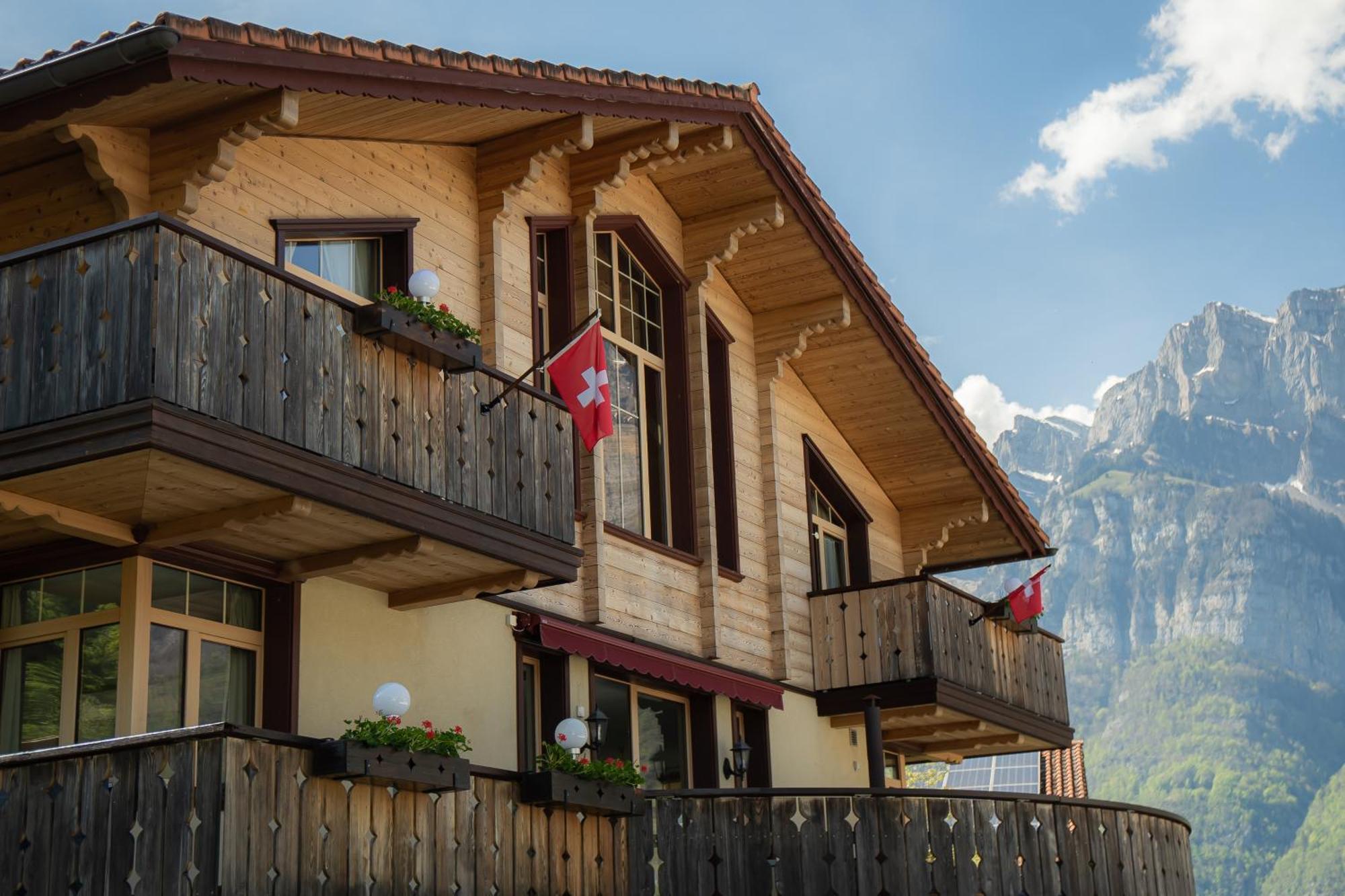Doodle'S Amazing Chalet -Walensee - Flumserberg - Churfirsten - Heidiland - Pool - Sauna Mols Exteriér fotografie